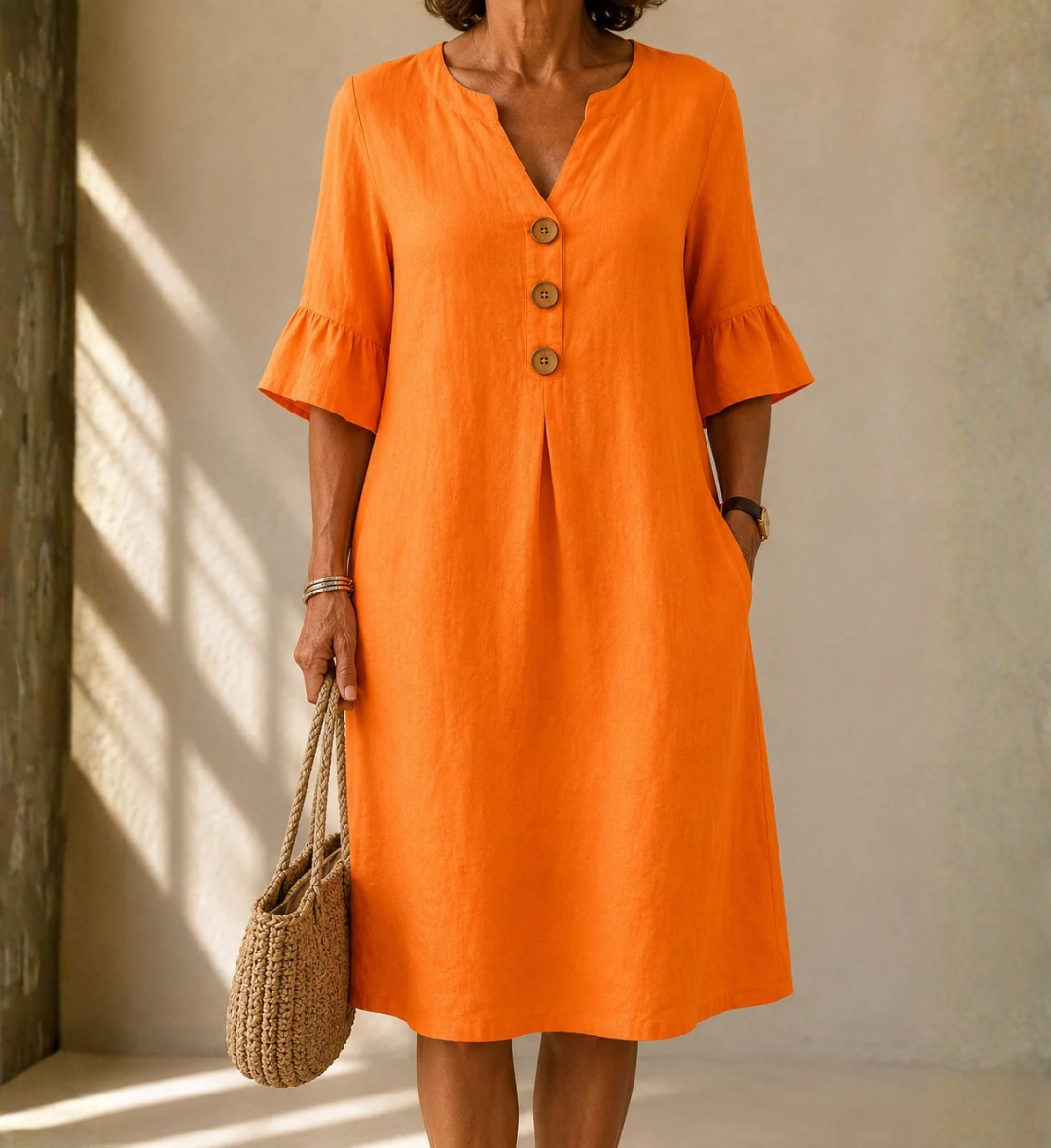 MARIA™ | VESTIDO MIDI DE LINO CON BOTONES Y VOLANTES EN LAS MANGAS