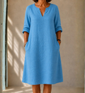 CLAUDIA™ | VESTIDO MIDI DE LINO CON ESCOTE EN V Y BOLSILLOS